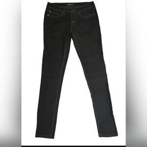 YMI Black Ankle Cropped Jeans with Stretch